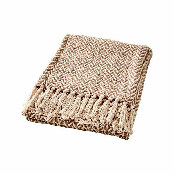 メルカリ市のお値下げ❣️カシミア100%ホワイトベージュ ヘリンボーンブランケット ヘリンボーン ブランケット ベージュ | upstairs outdoor living